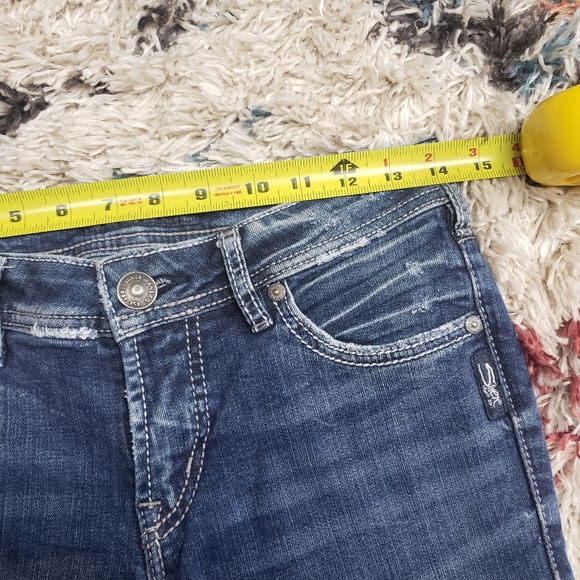 Silver Jeans Suki Slim Boot Bootcut Flare Mid Rise Western Stretchy Dark Short - Picture 11 of 13